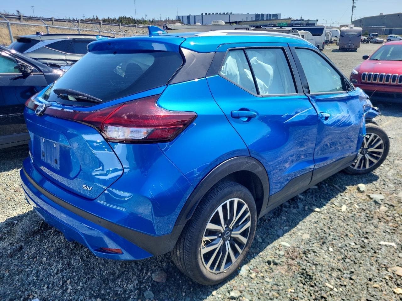 2023 NISSAN KICKS