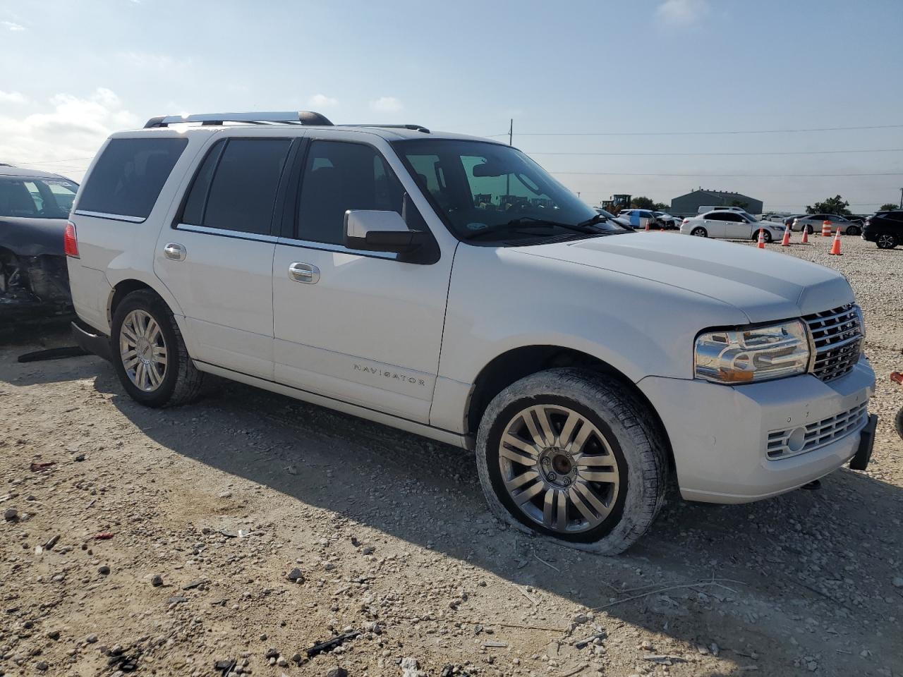 2014 LINCOLN Navigator