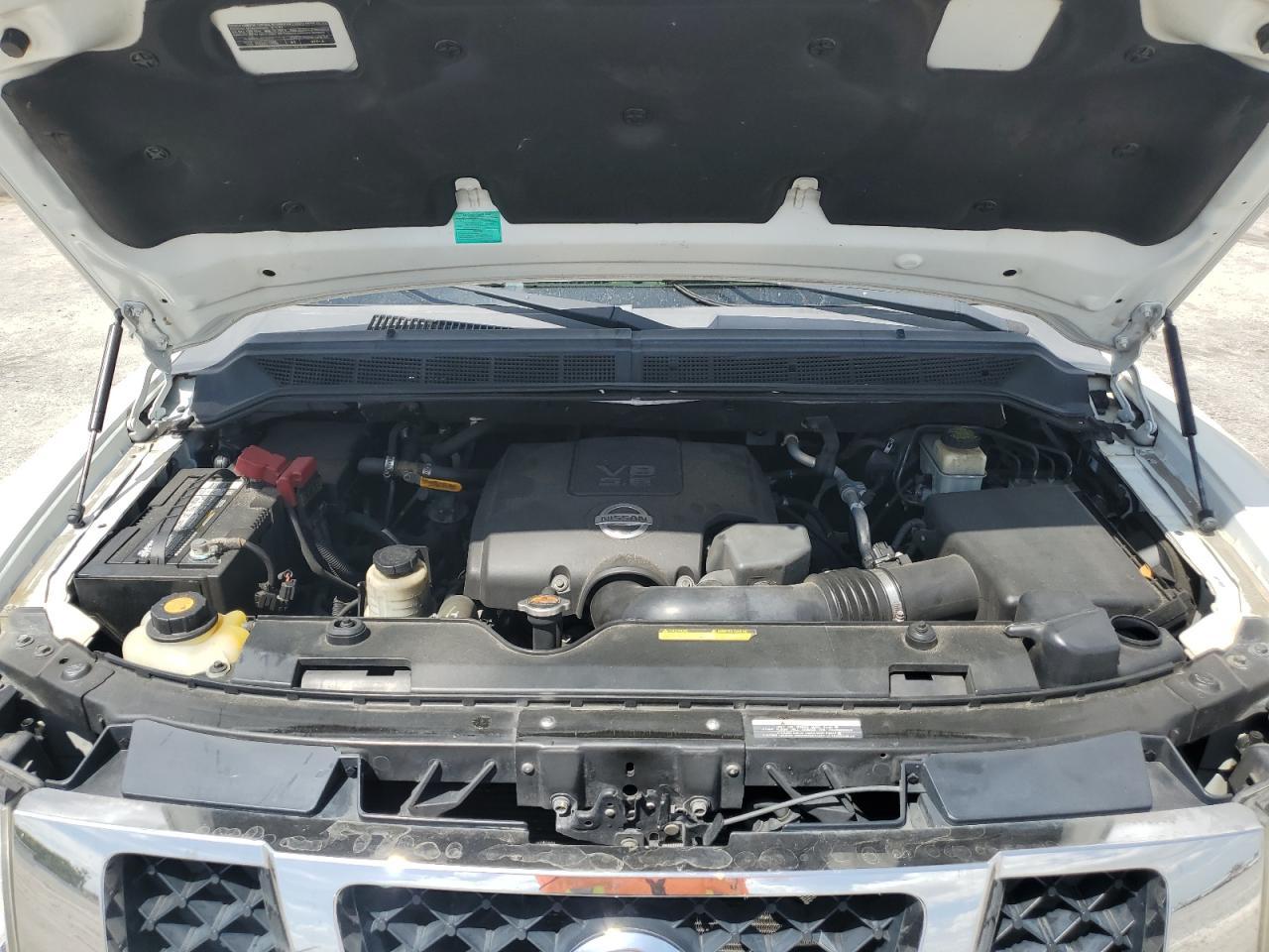2014 NISSAN Armada