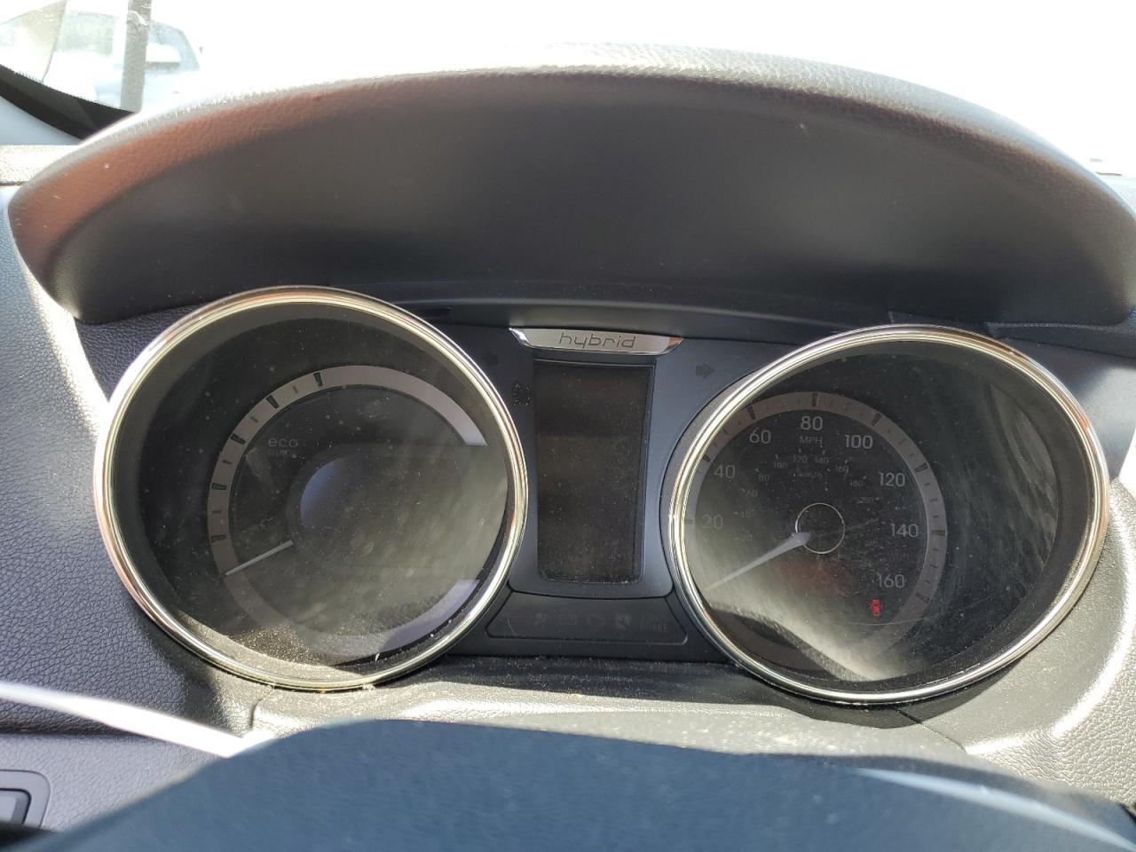 2011 HYUNDAI SONATA