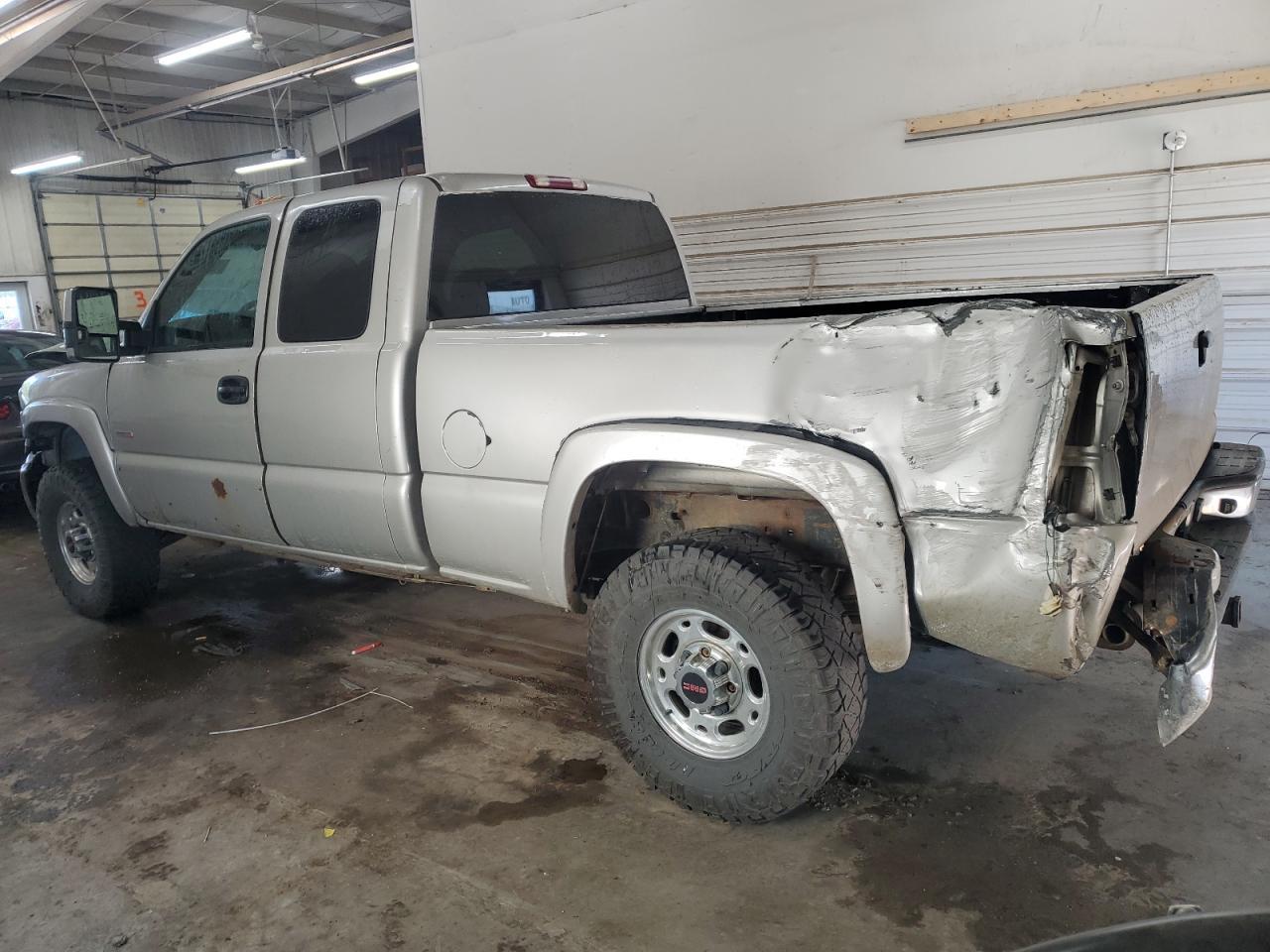 2004 GMC Sierra