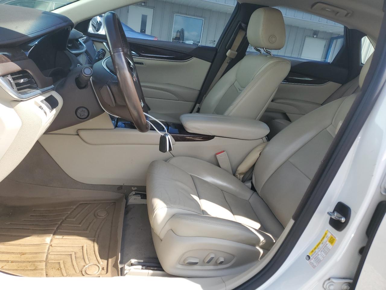 2016 CADILLAC XTS