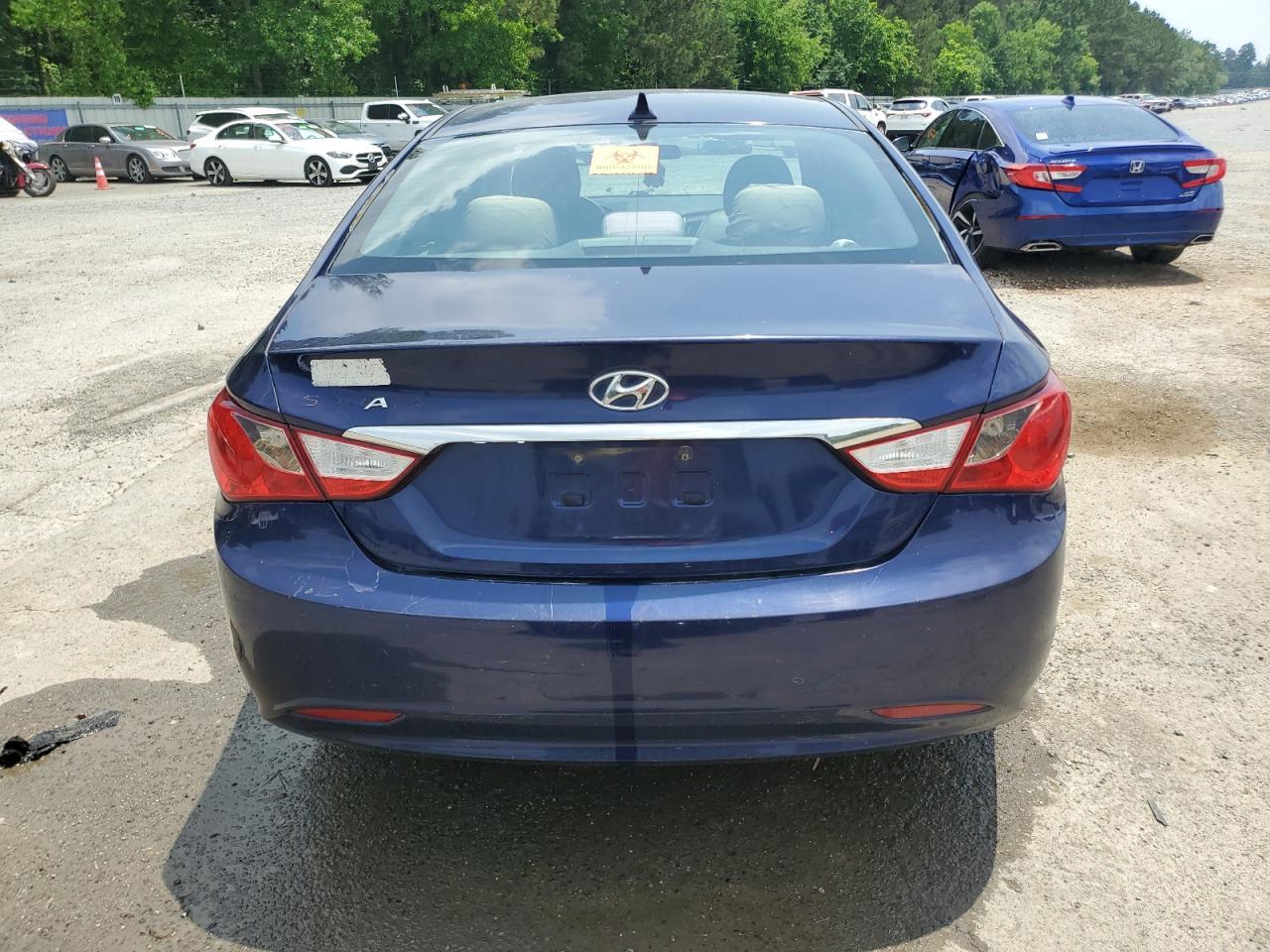 2011 HYUNDAI SONATA