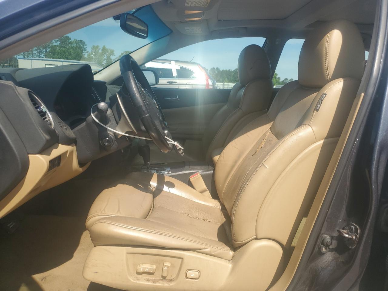 2010 NISSAN Maxima