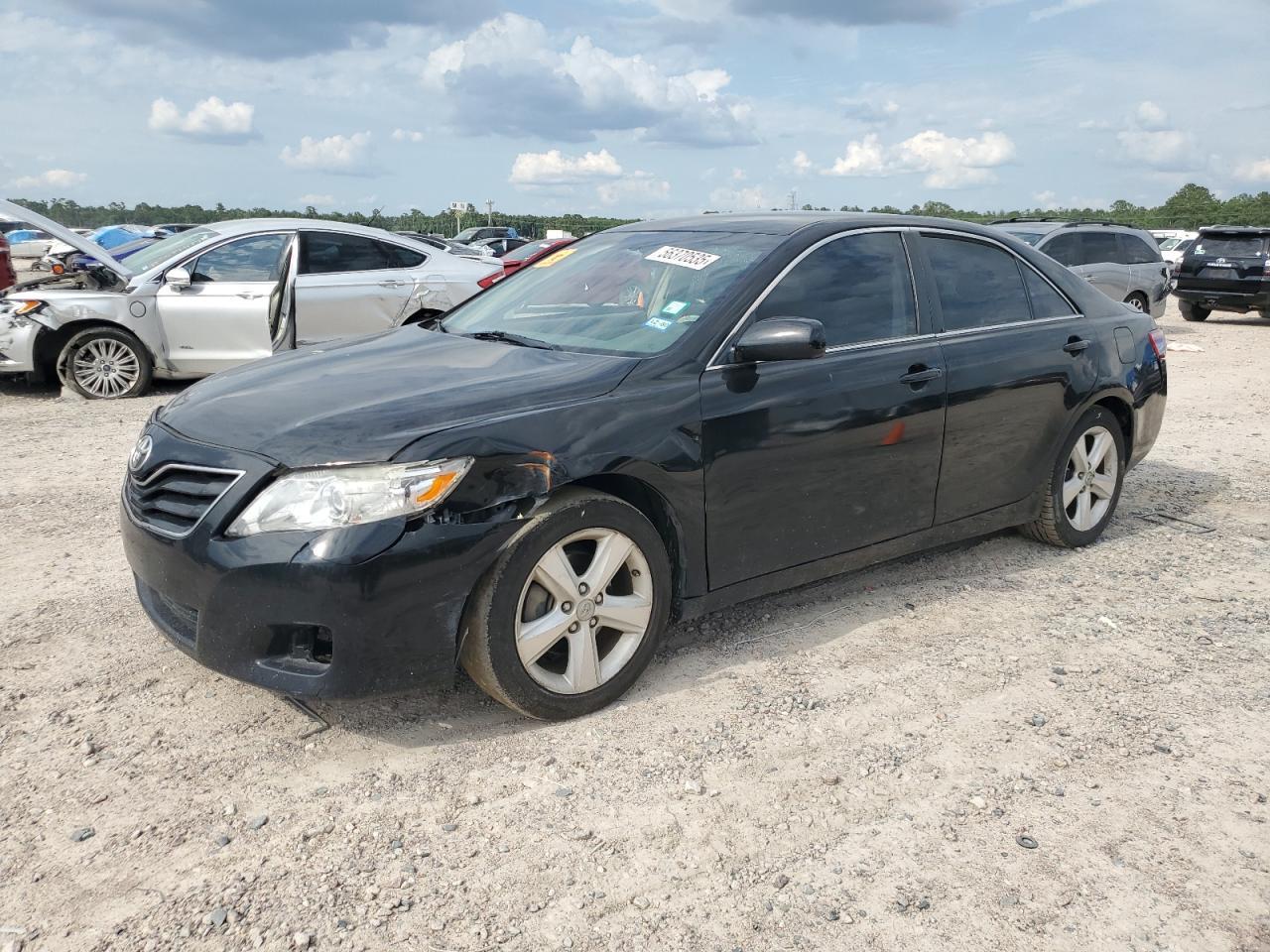 2011 TOYOTA CAMRY
