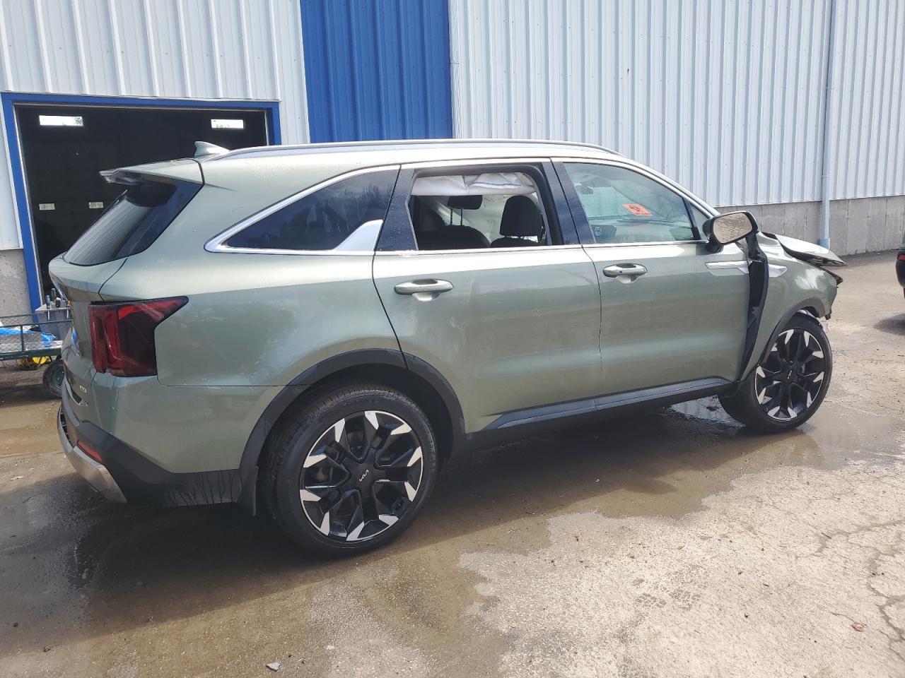 2025 KIA SORENTO