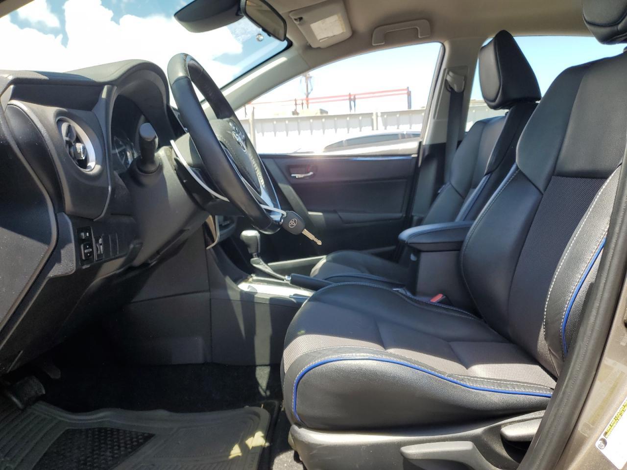 2017 TOYOTA COROLLA