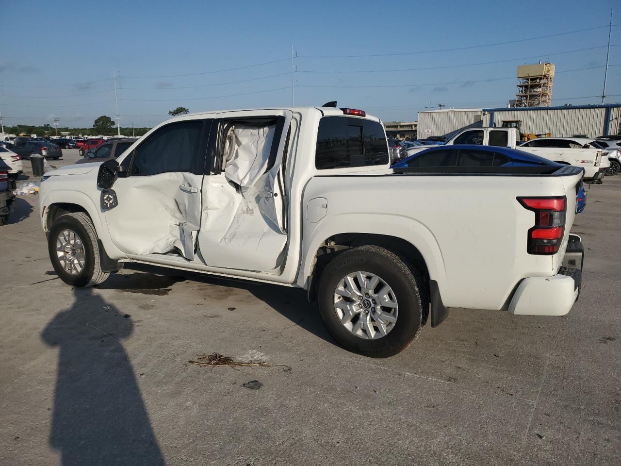 2024 NISSAN Frontier