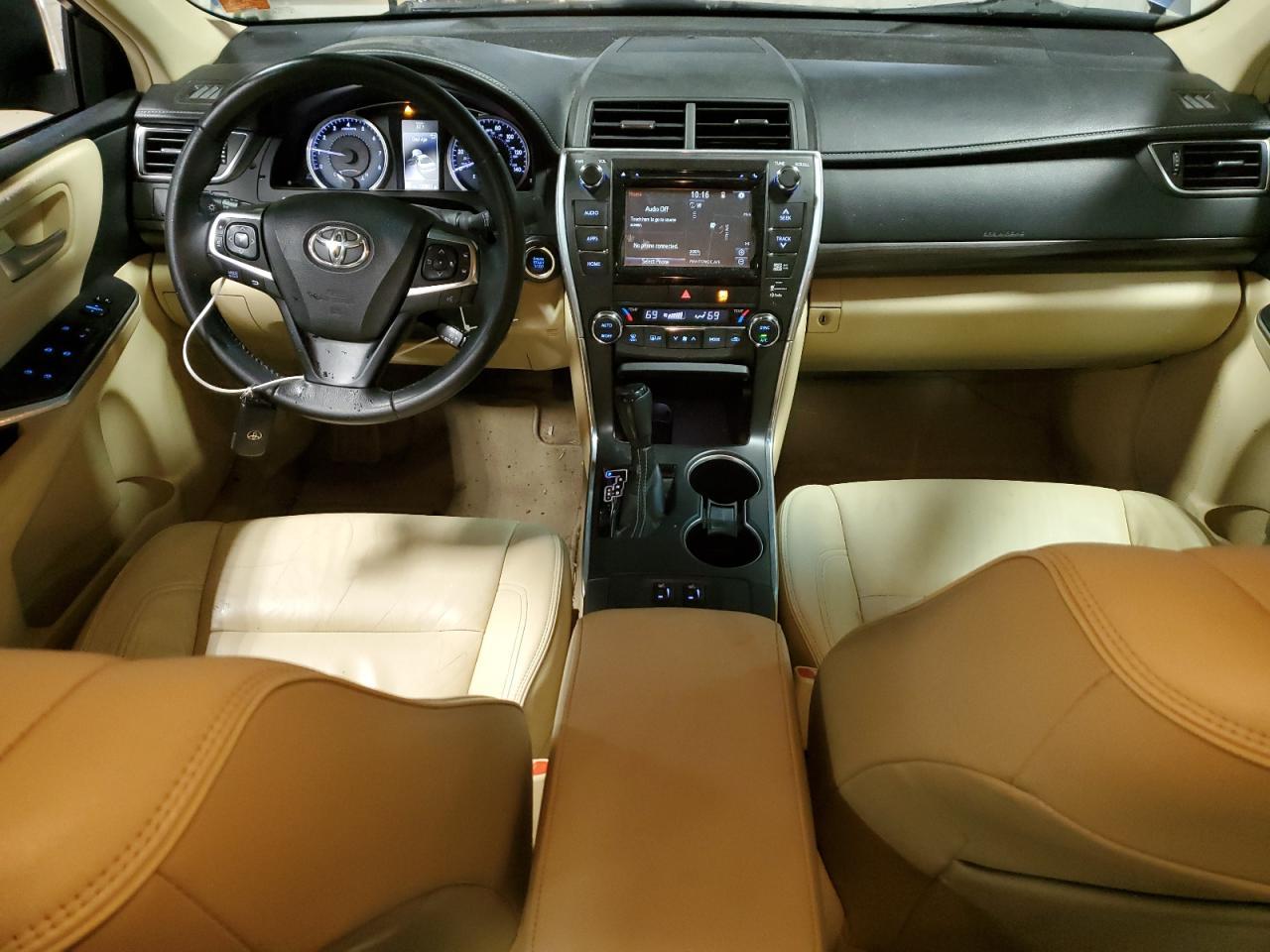 2015 TOYOTA CAMRY