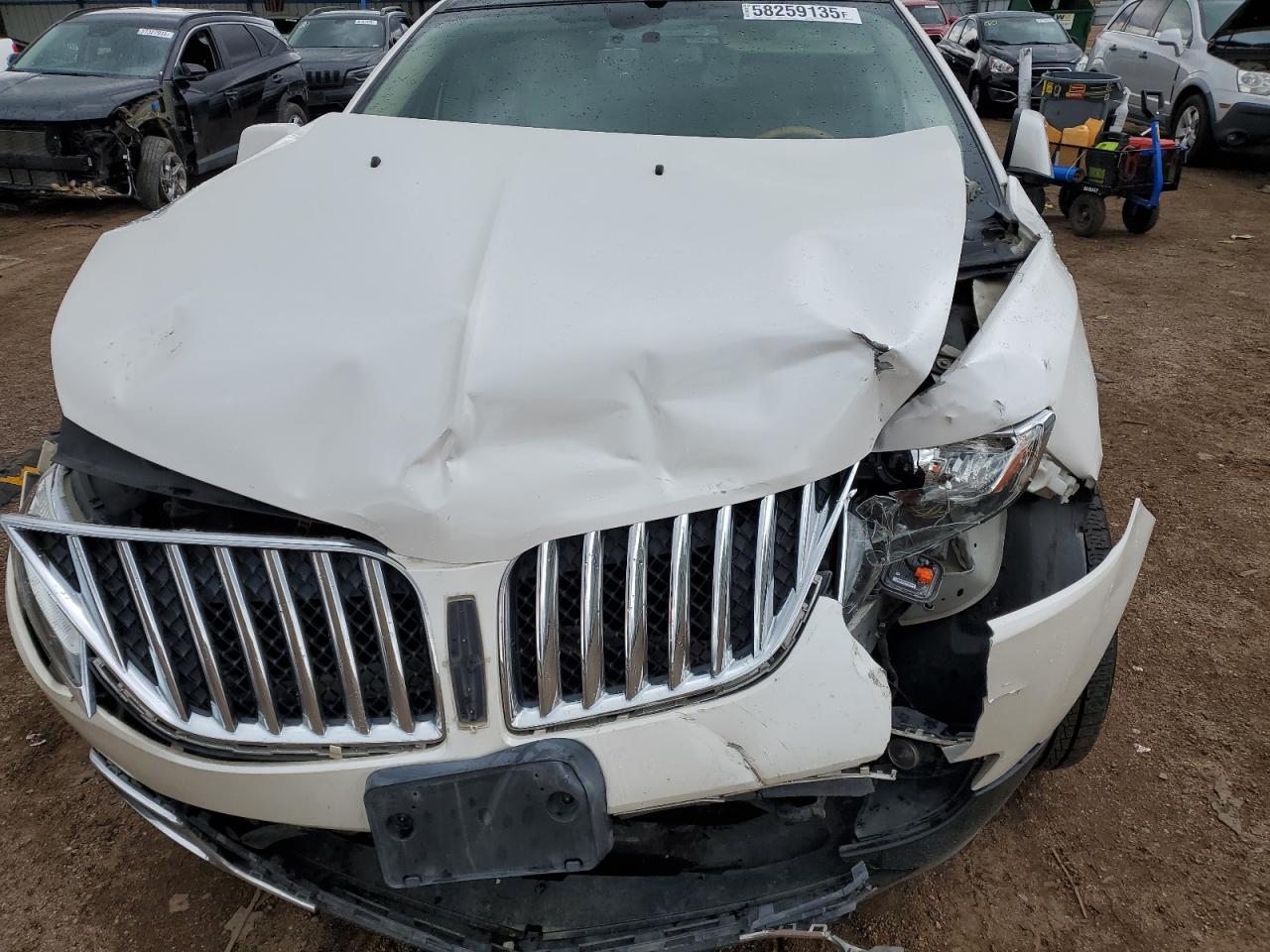 2011 LINCOLN MKX