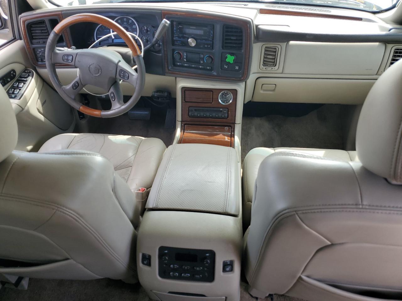 2003 CADILLAC ESCALADE