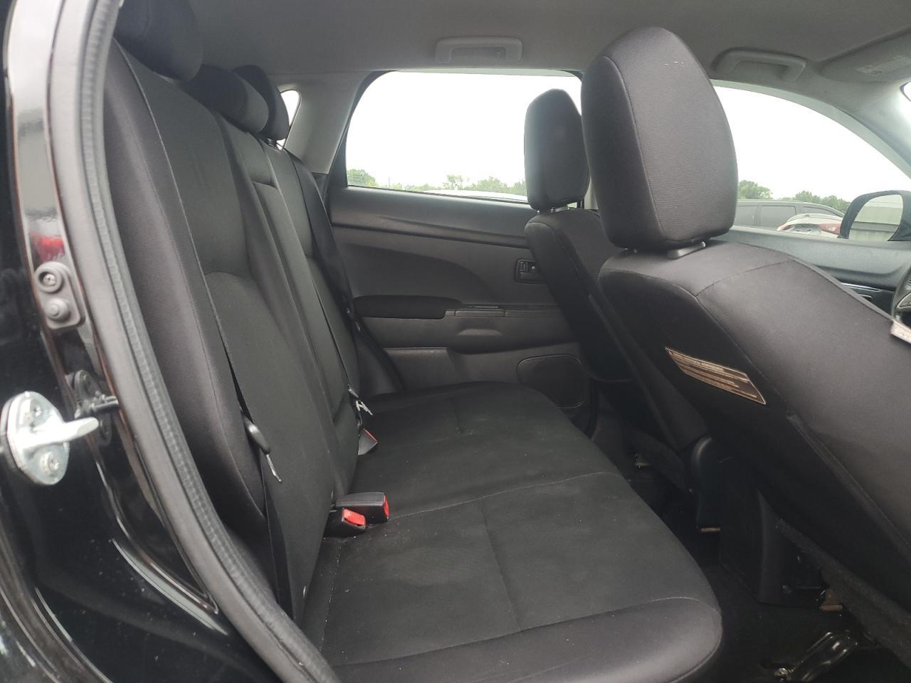 2015 MITSUBISHI outlander