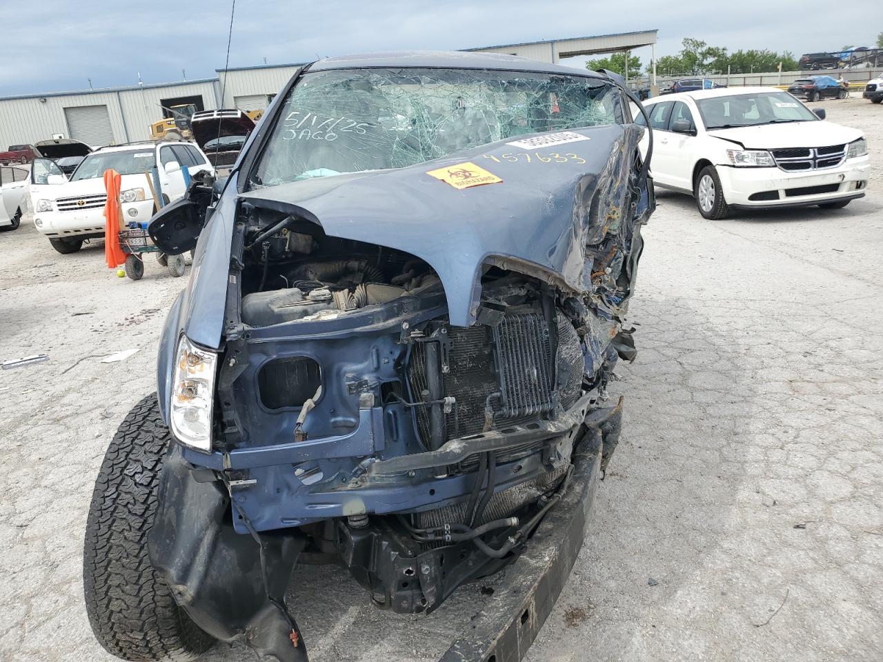 2004 TOYOTA TUNDRA