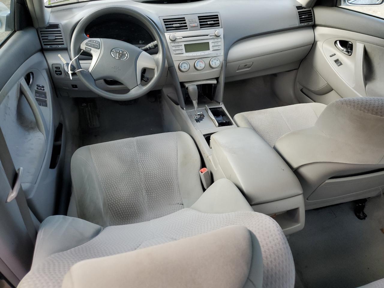 2011 TOYOTA CAMRY