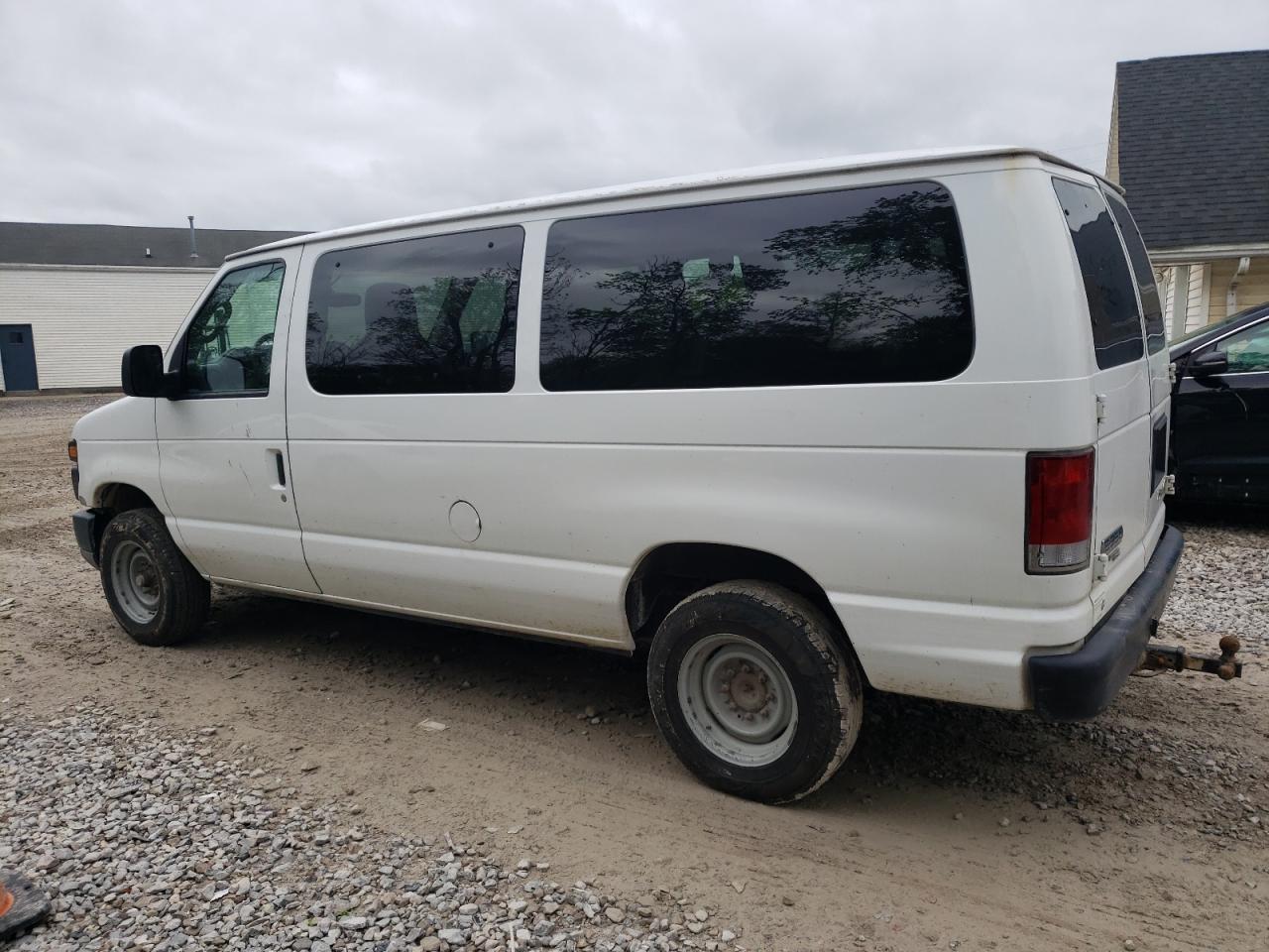 2009 FORD ECONOLINE