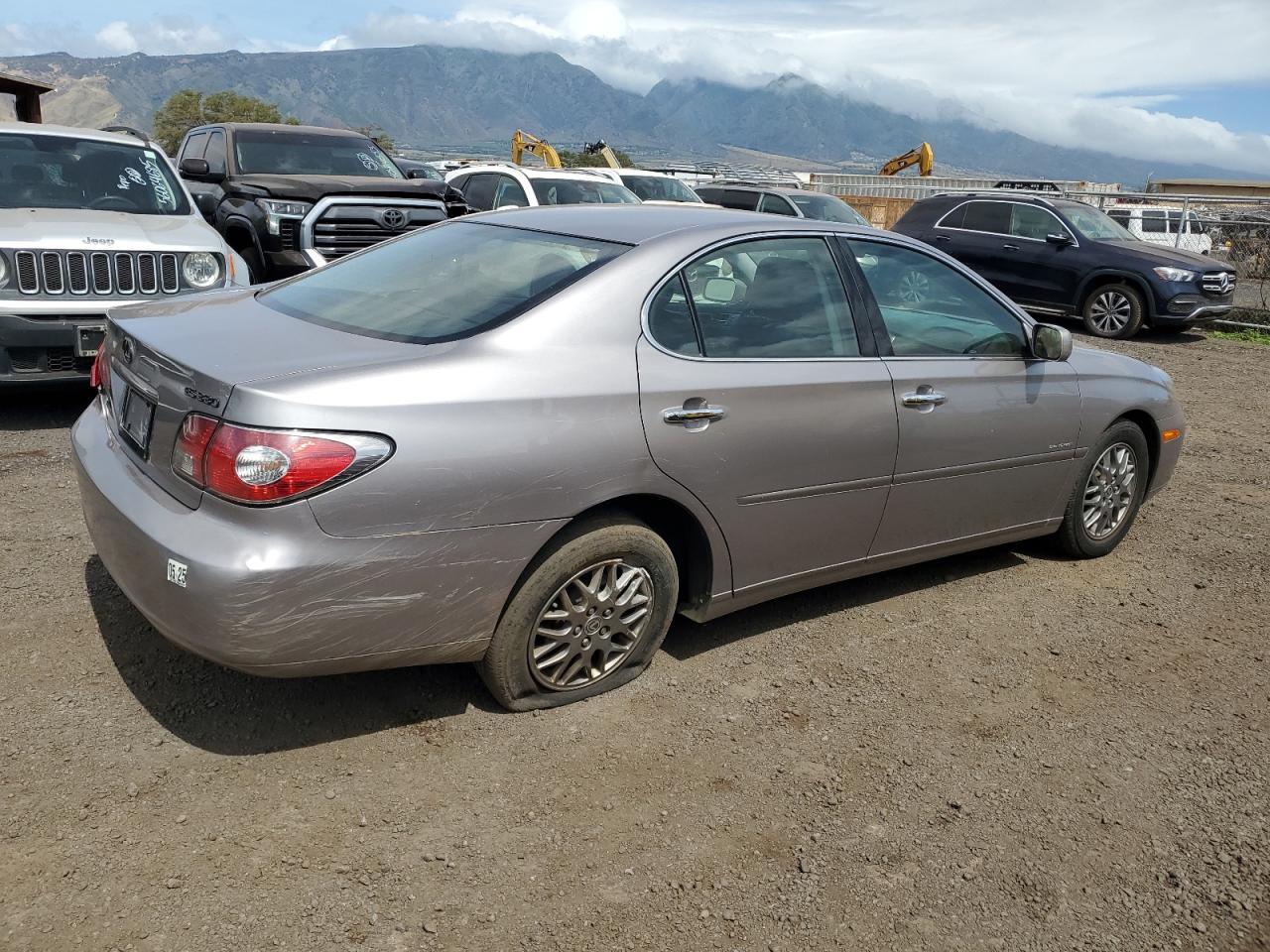 2004 LEXUS ES 330