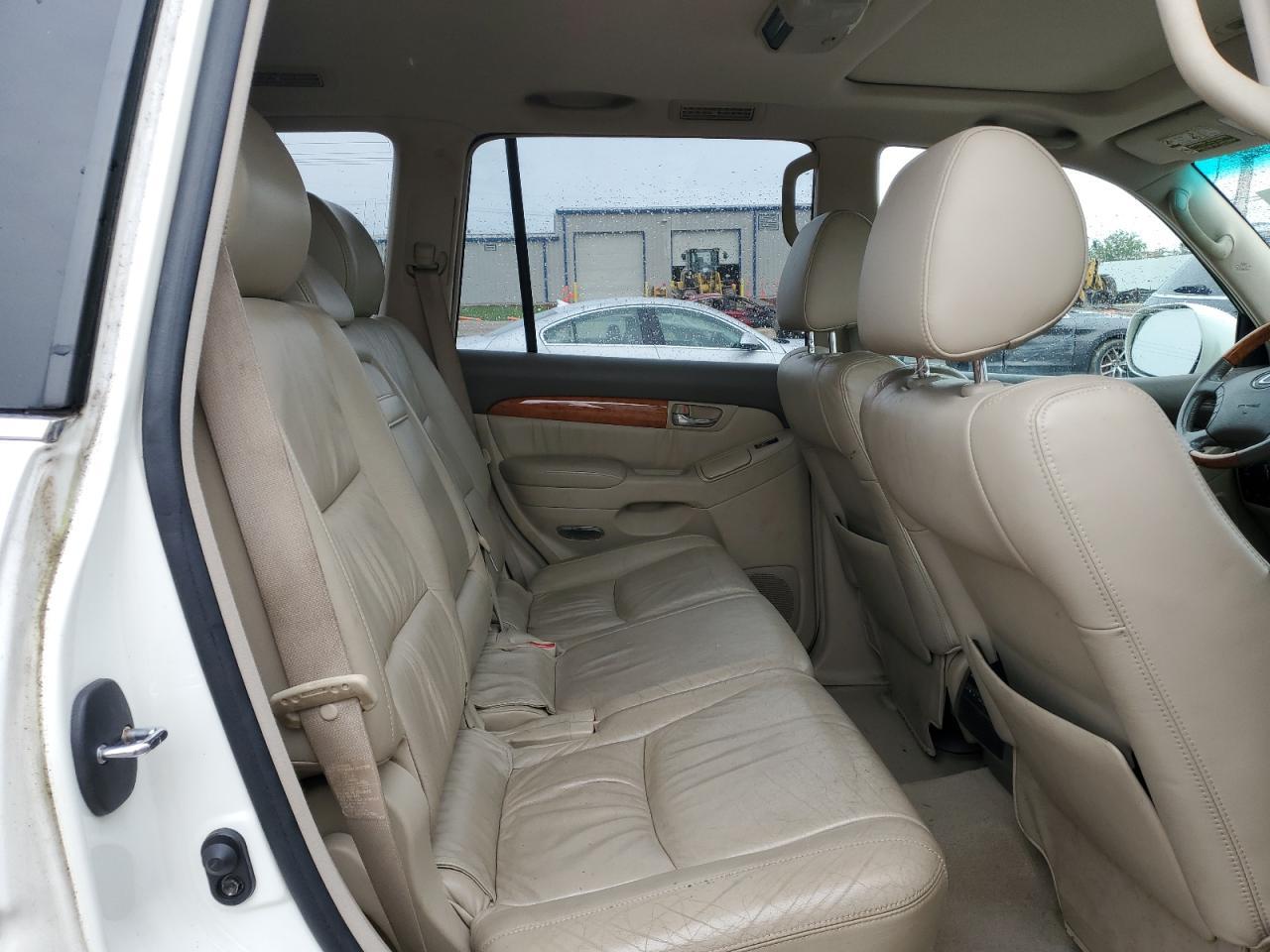 2004 LEXUS Gx