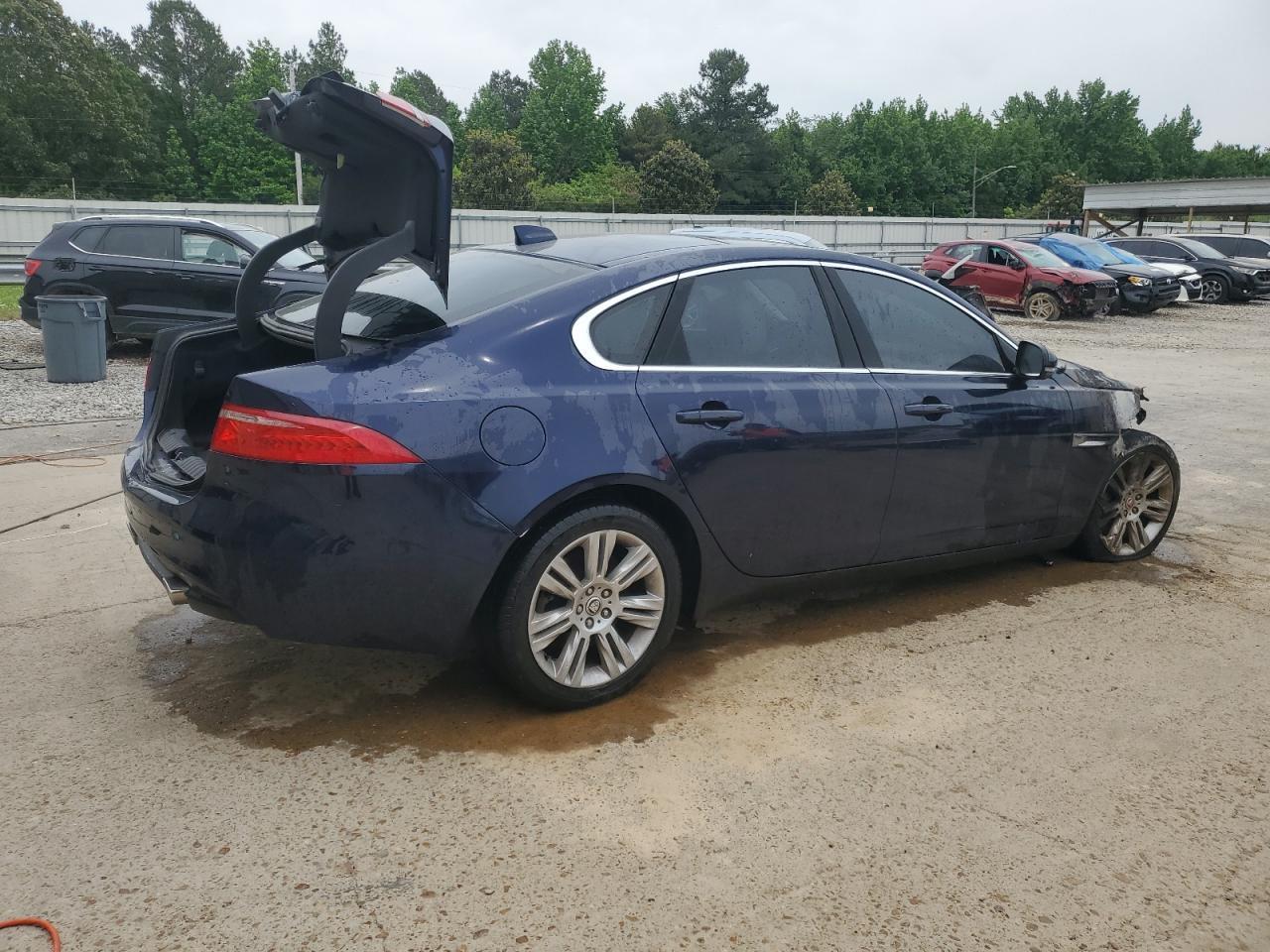 2017 JAGUAR XF