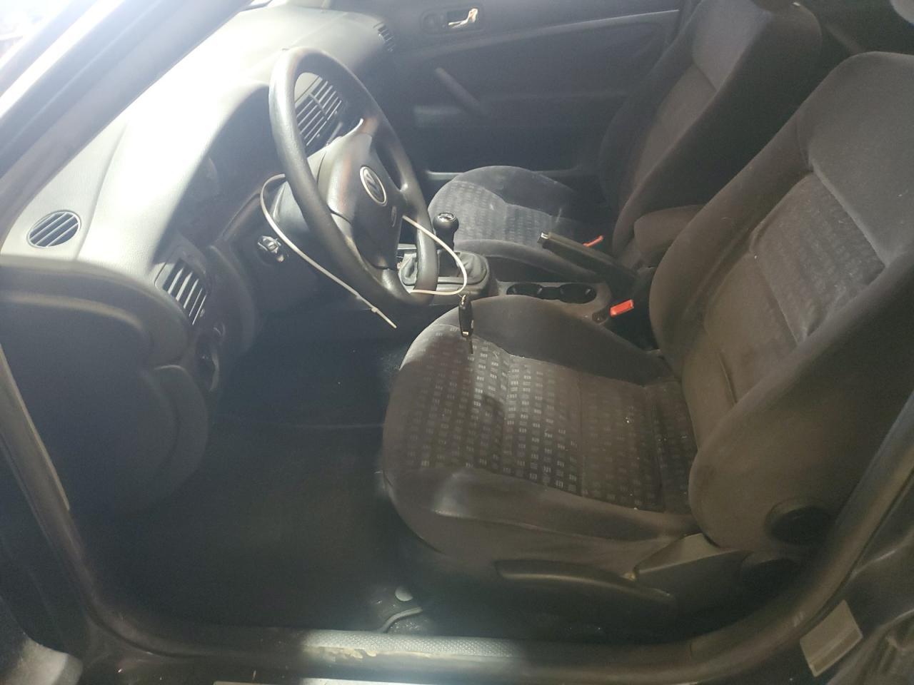 2003 VOLKSWAGEN Passat