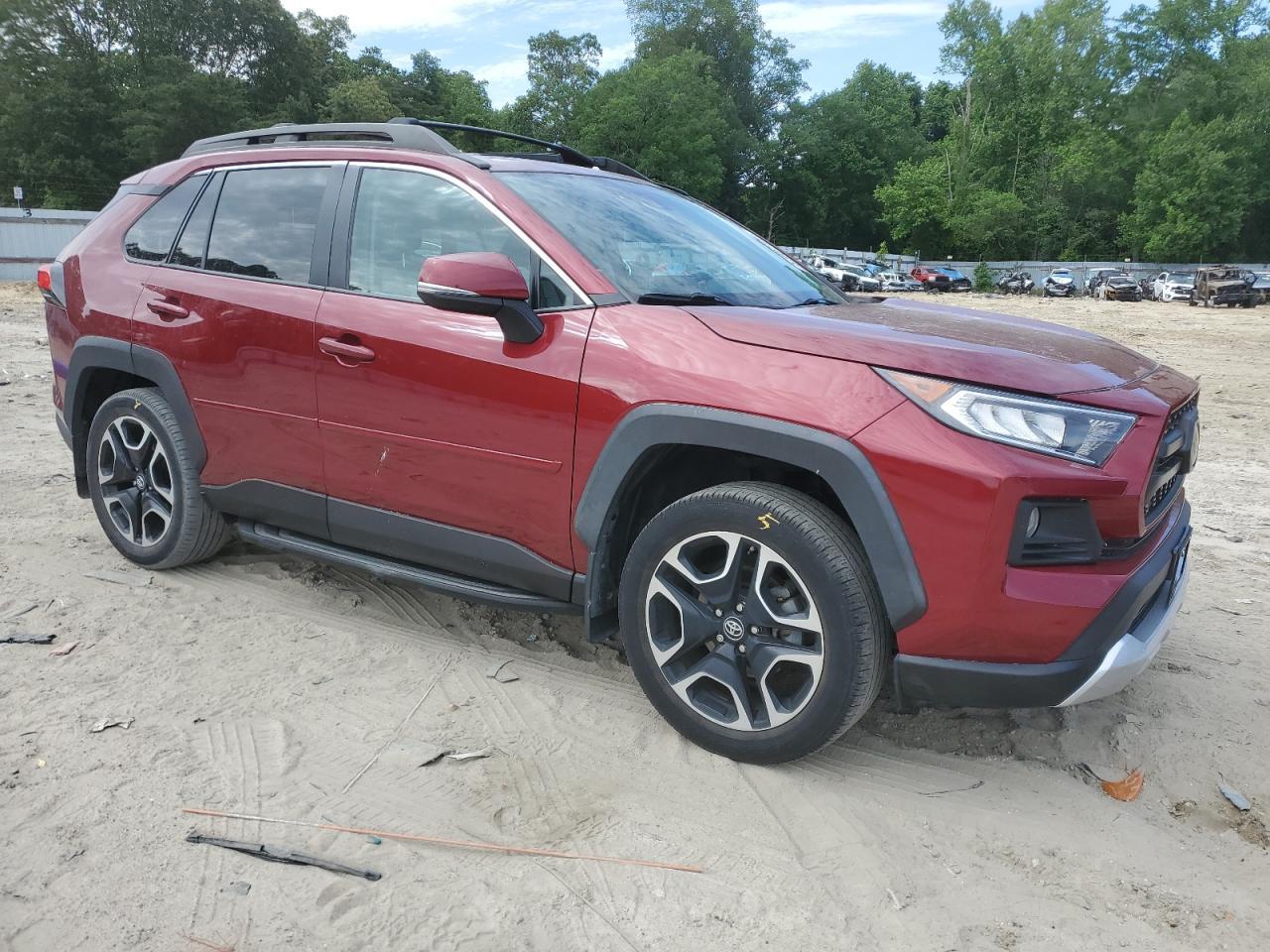2019 TOYOTA RAV4