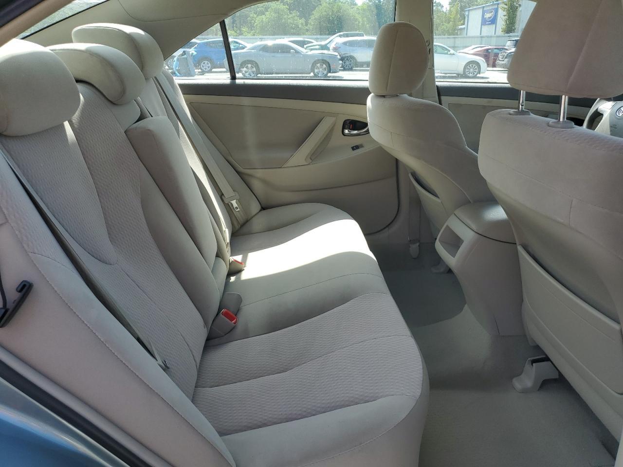 2011 TOYOTA CAMRY