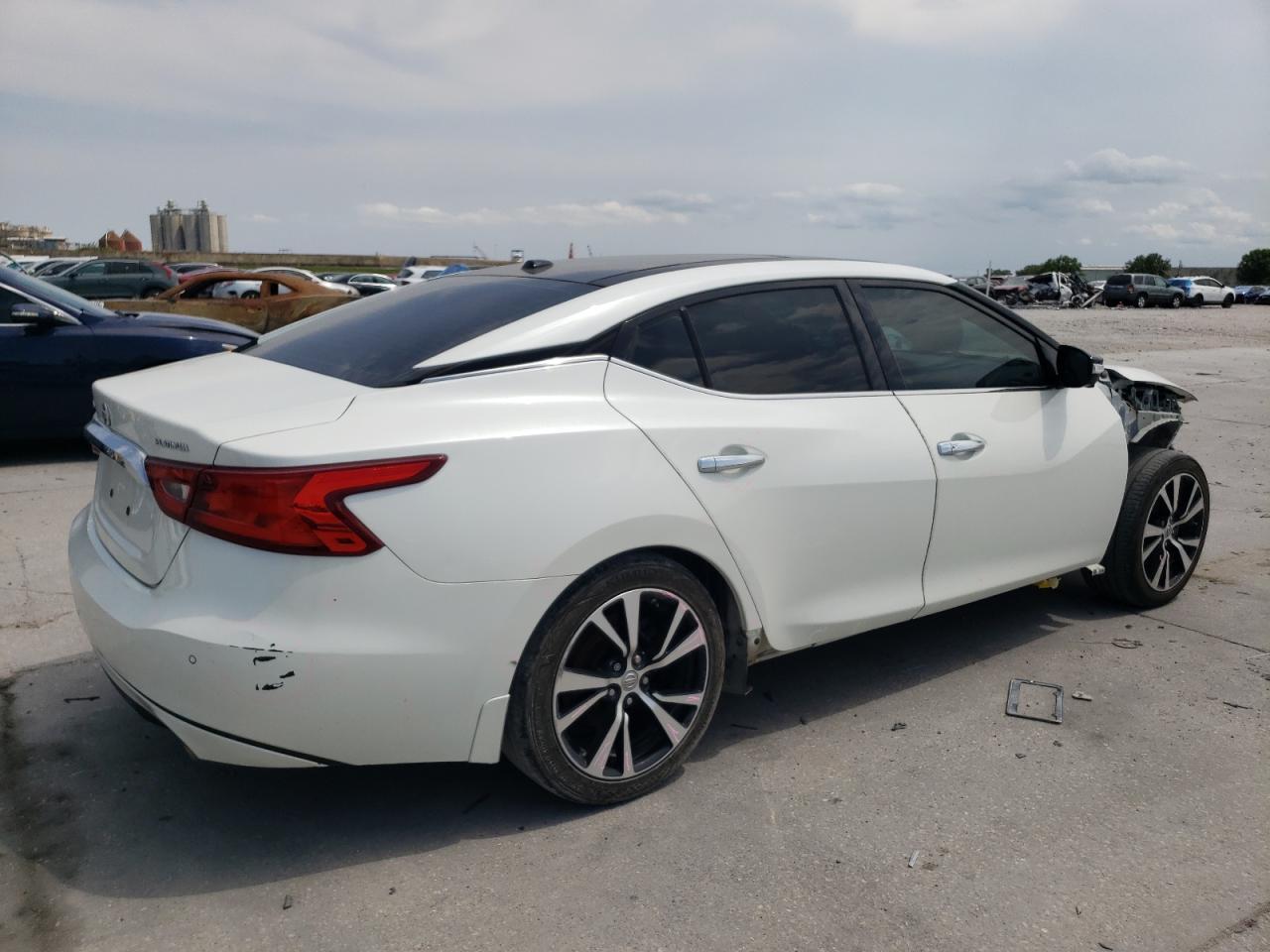 2018 NISSAN Maxima