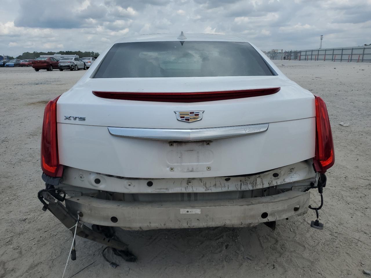 2016 CADILLAC XTS