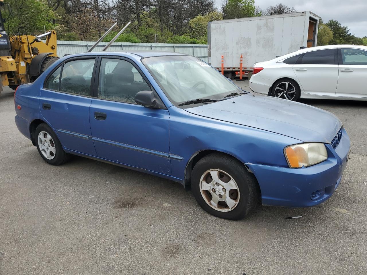 2002 HYUNDAI ACCENT