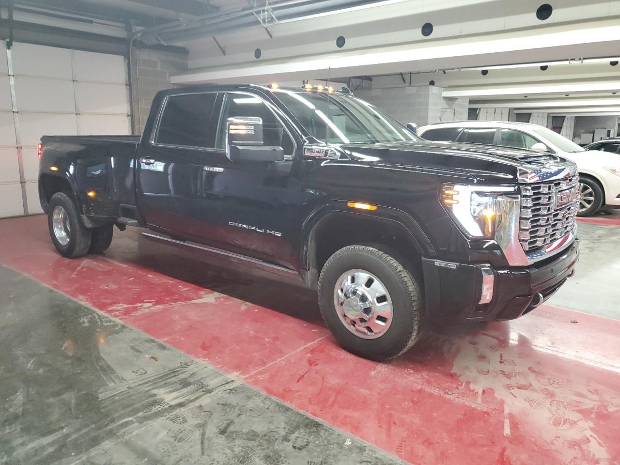 2024 GMC Sierra