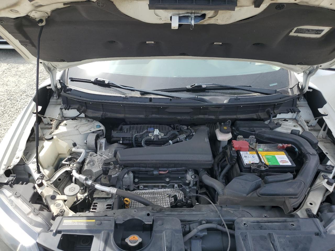 2015 NISSAN ROGUE
