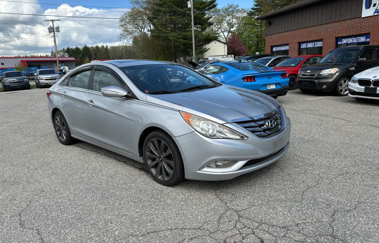 2011 HYUNDAI SONATA