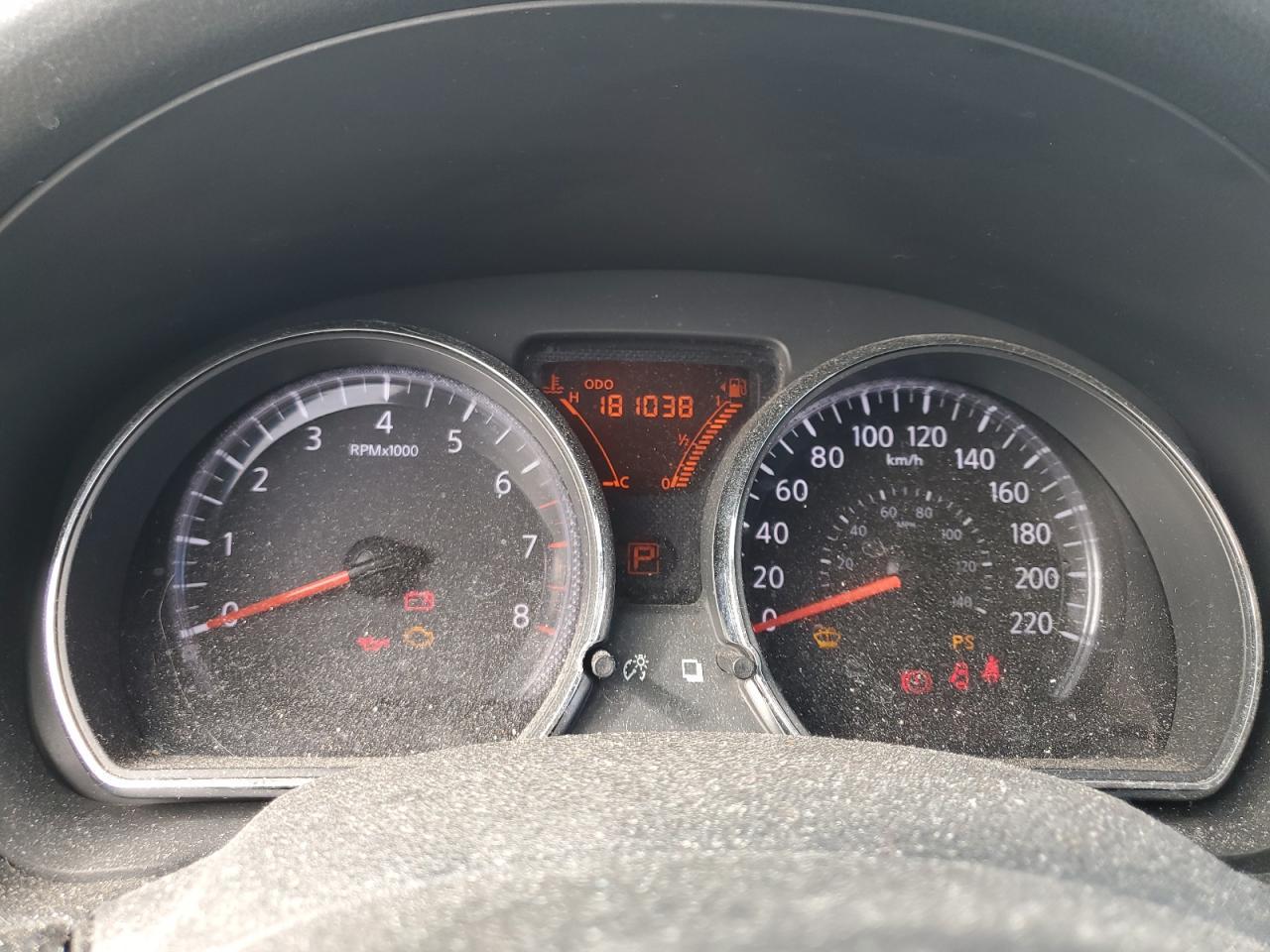 2013 NISSAN VERSA