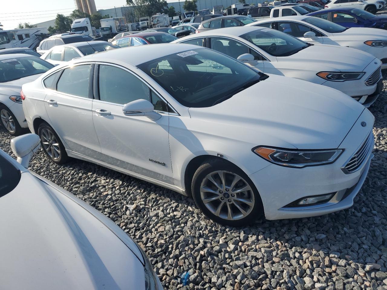2017 FORD FUSION