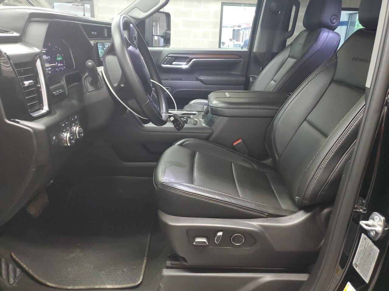 2024 GMC Sierra
