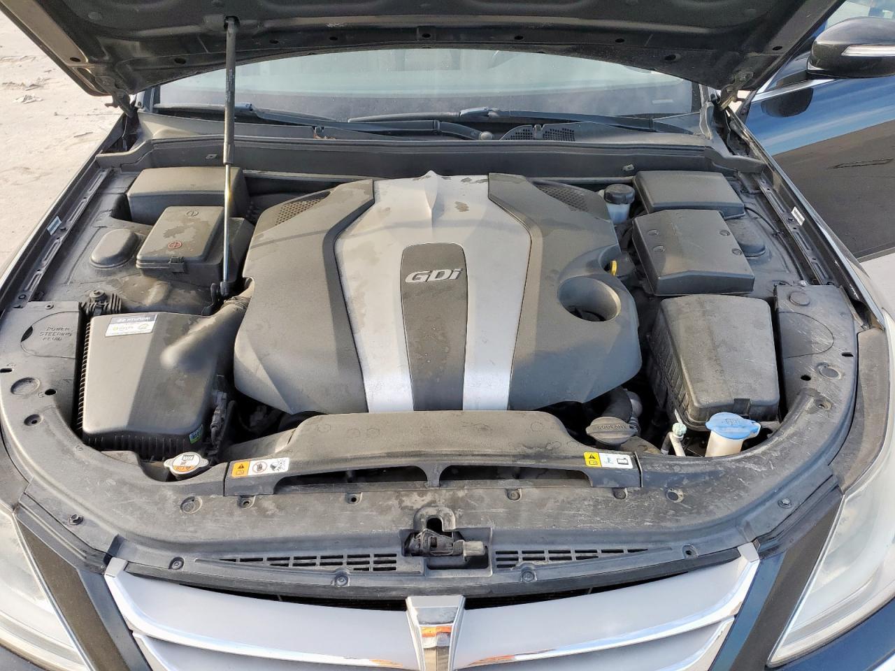 2014 HYUNDAI GENESIS