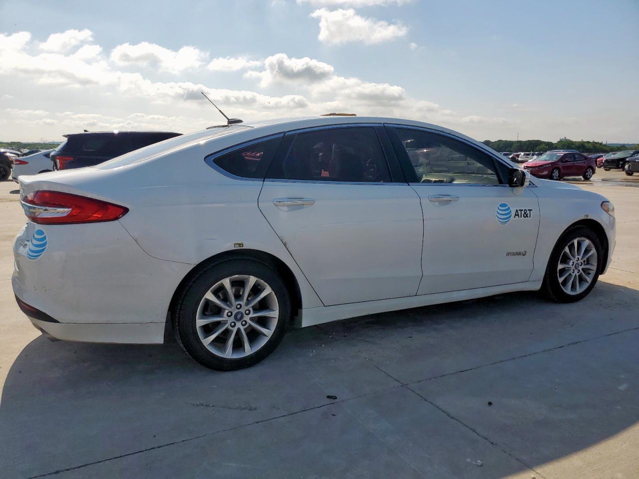 2017 FORD FUSION