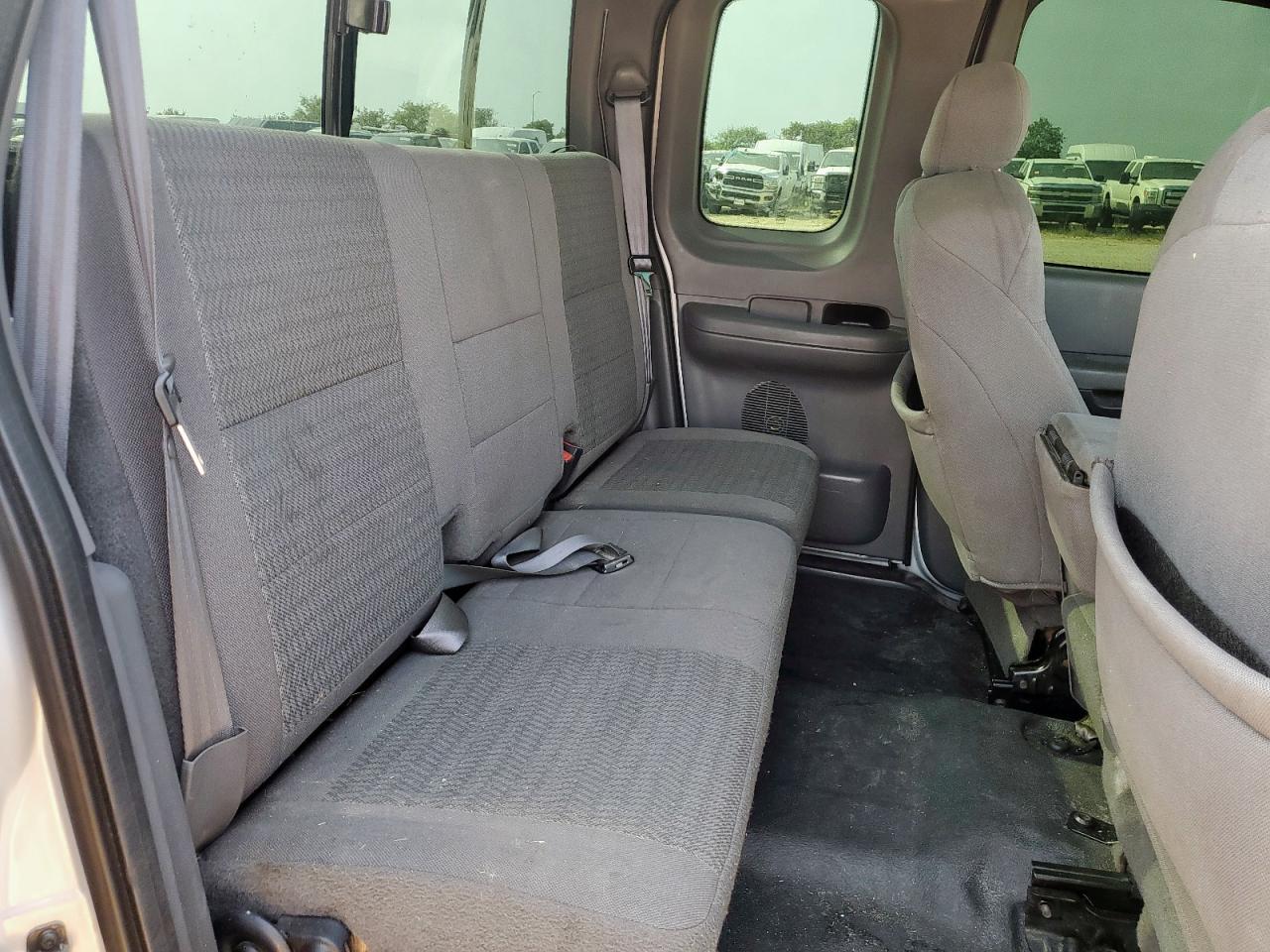 2004 FORD F-150