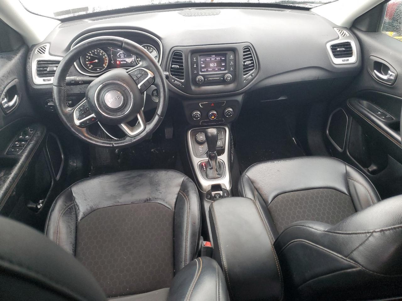 2017 JEEP Compass