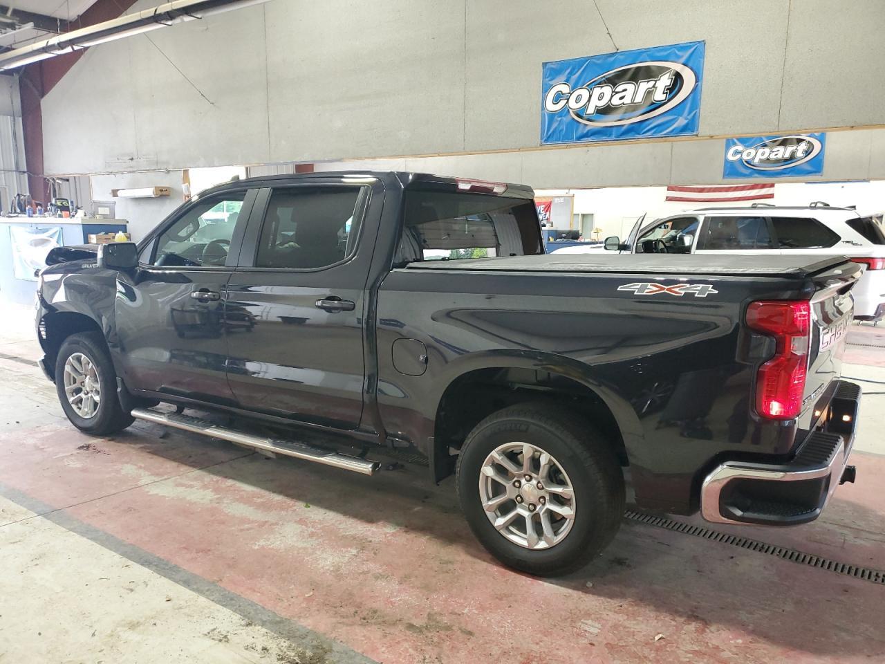 2024 CHEVROLET Silverado