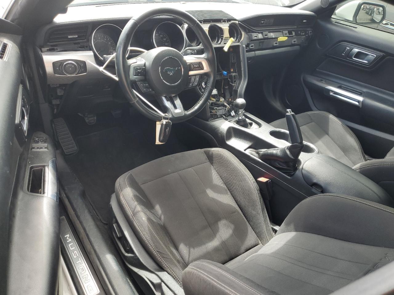 2020 FORD MUSTANG