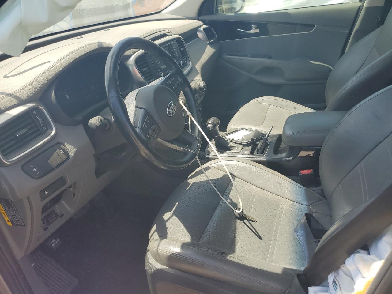 2016 KIA SORENTO