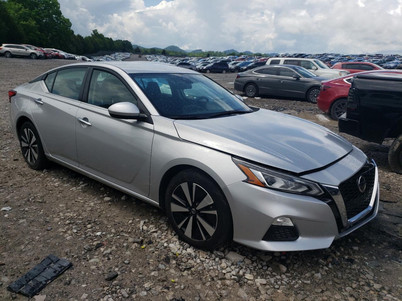2022 NISSAN ALTIMA