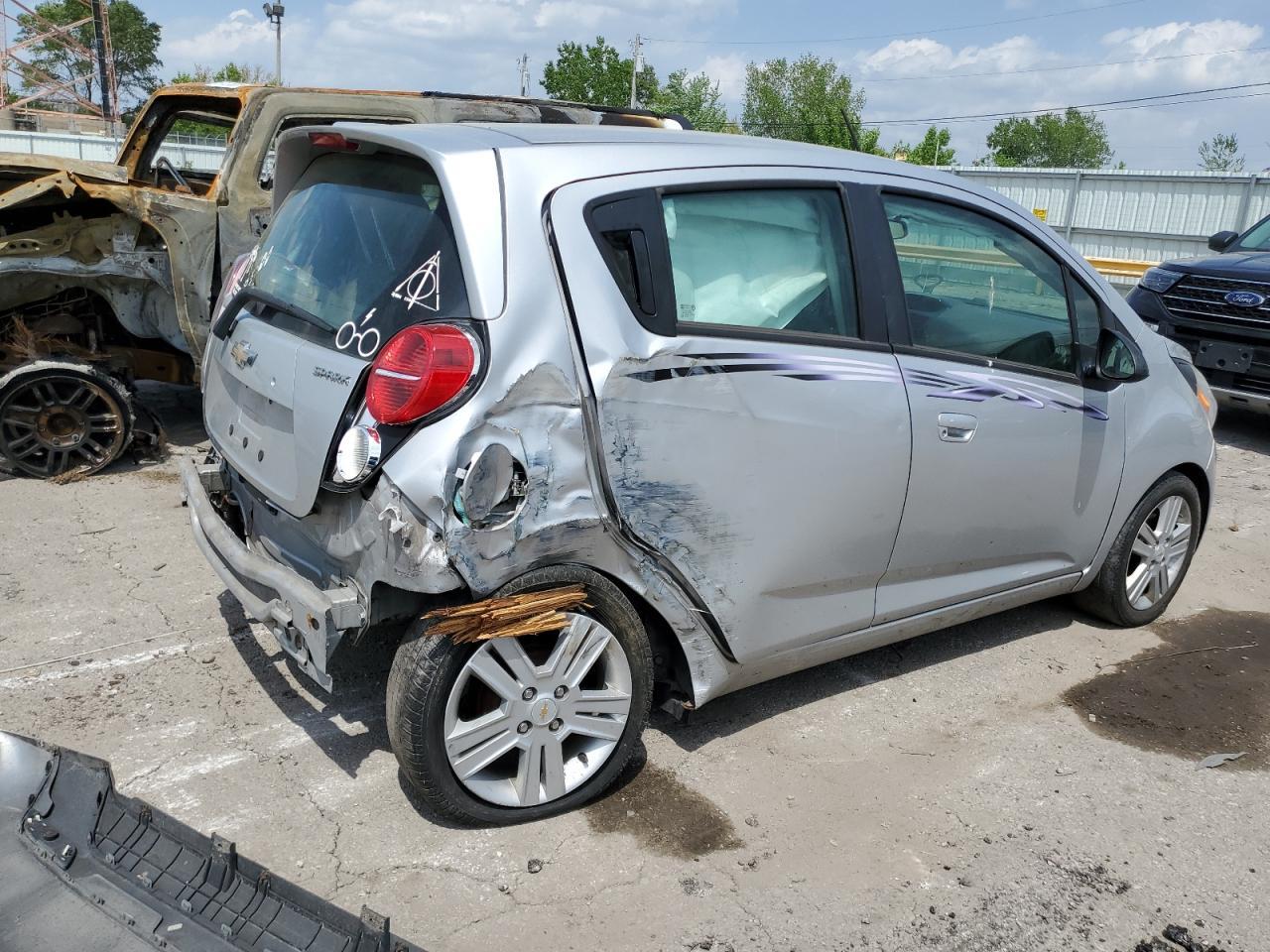 2014 CHEVROLET Spark