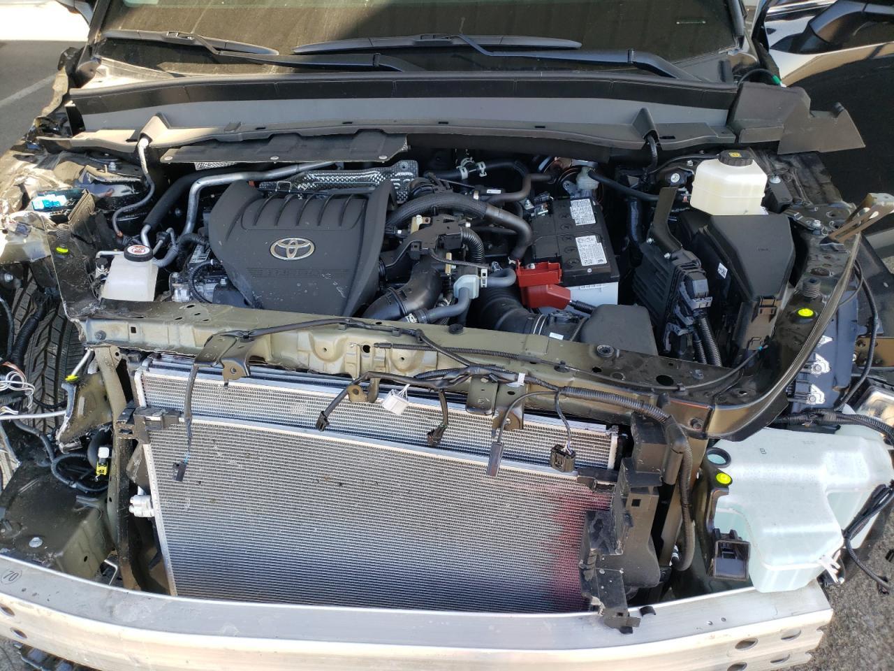 2024 TOYOTA HIGHLANDER