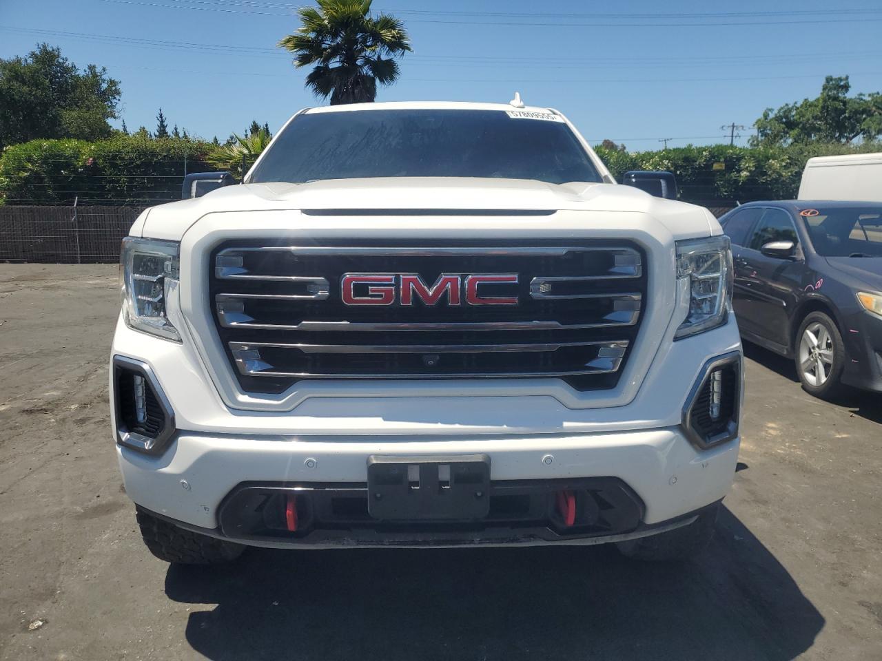 2020 GMC Sierra