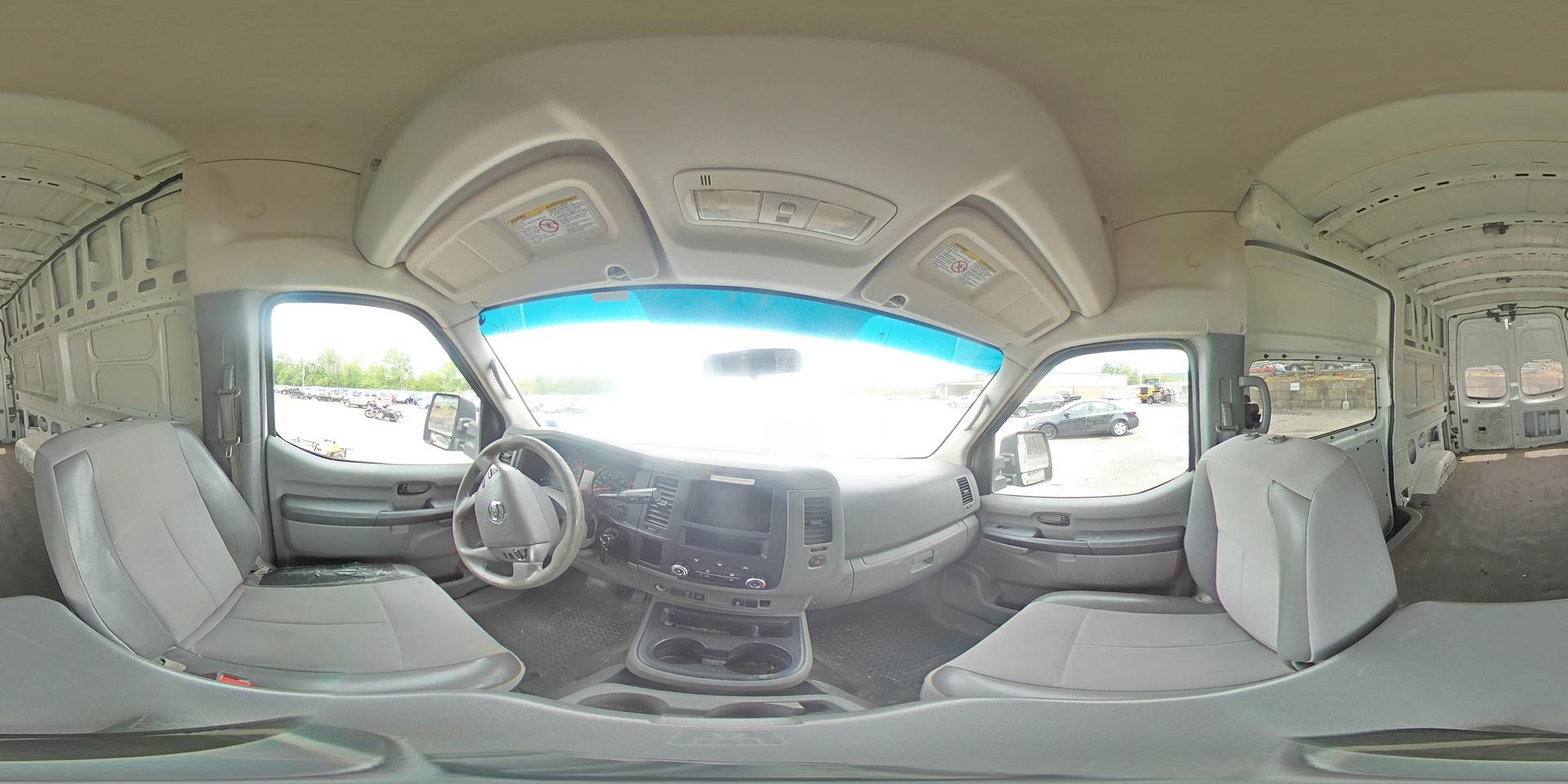 2016 NISSAN Nv