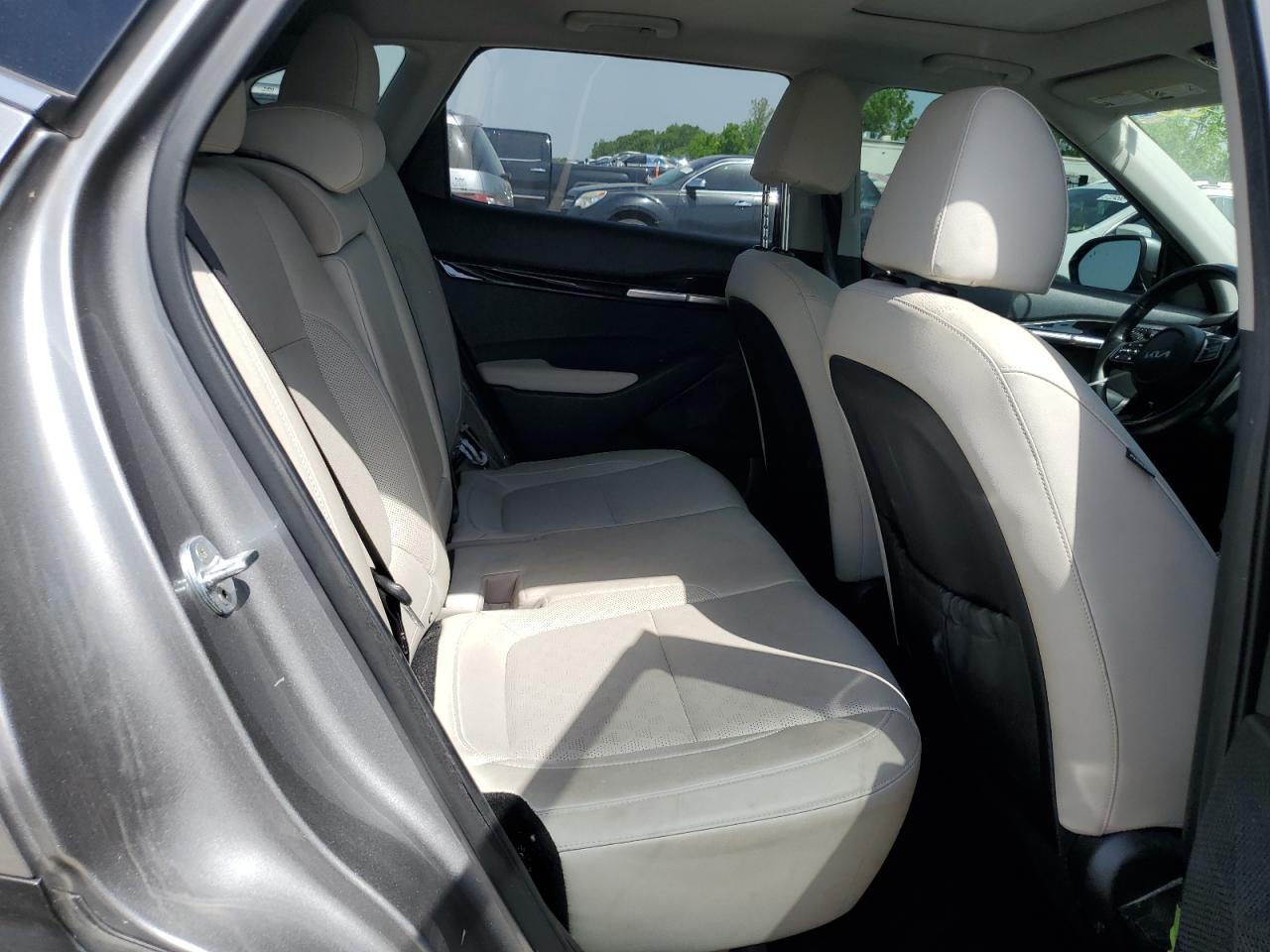 2023 KIA SELTOS