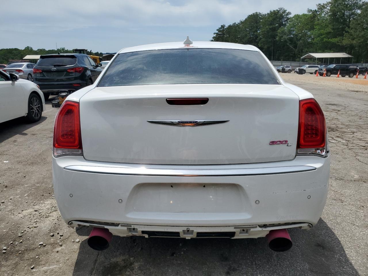 2018 CHRYSLER 300