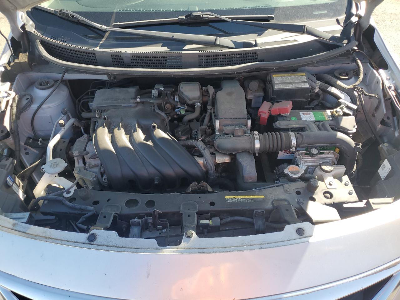 2015 NISSAN VERSA