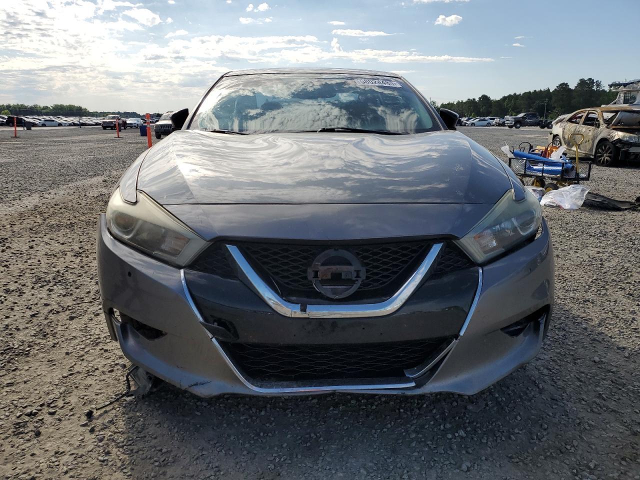 2018 NISSAN Maxima